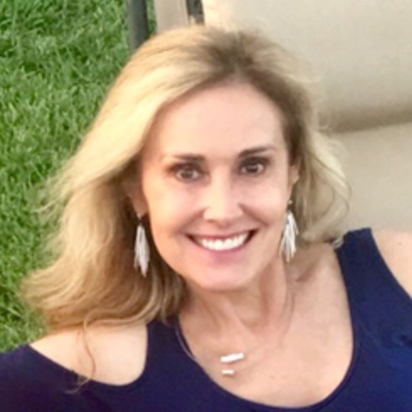 Meet your Posher, Anne - Picture 1 of 1